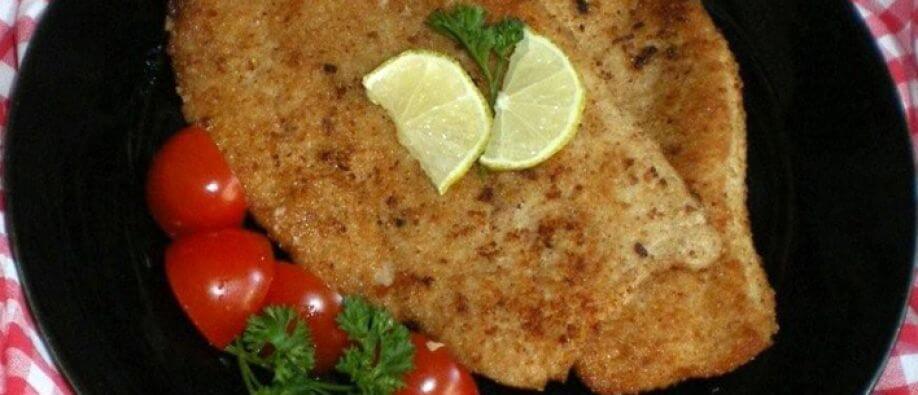 Putenschnitzel paniert