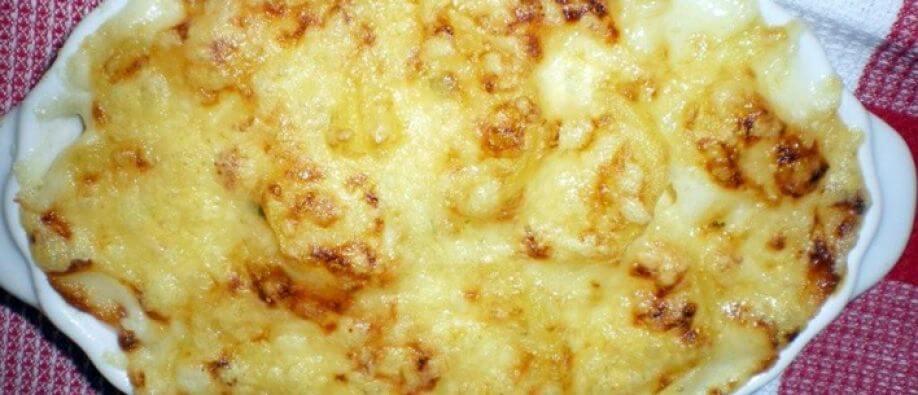 Kartoffel-Gratin mit Käse überbacken
