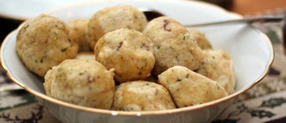Semmelknödel (2 Stück)